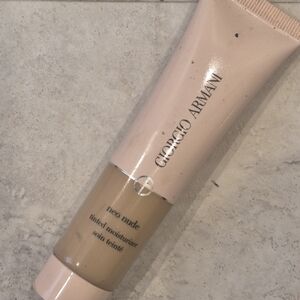 Giorgio Armani Neo Nude Tinted Moisturizer - Tan